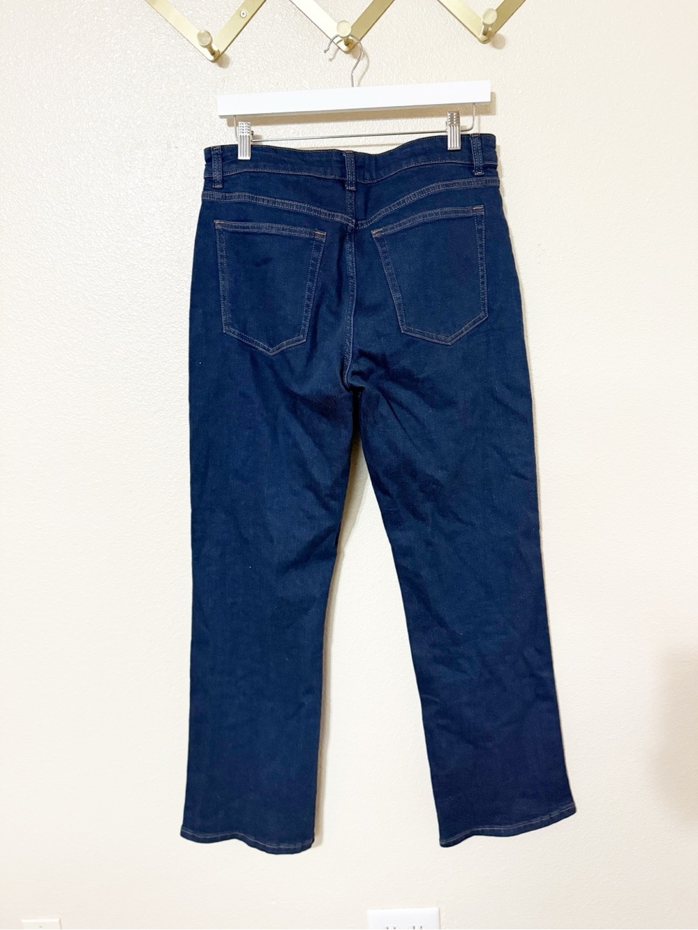 Reformation Elton Mid Rise Super Stretch Straight Leg Jeans Size 30 $178 MSRP - Picture 8 of 14
